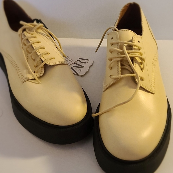 Zara platform shoe. Brand new.